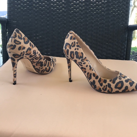 Leopard heels - Picture 1 of 6